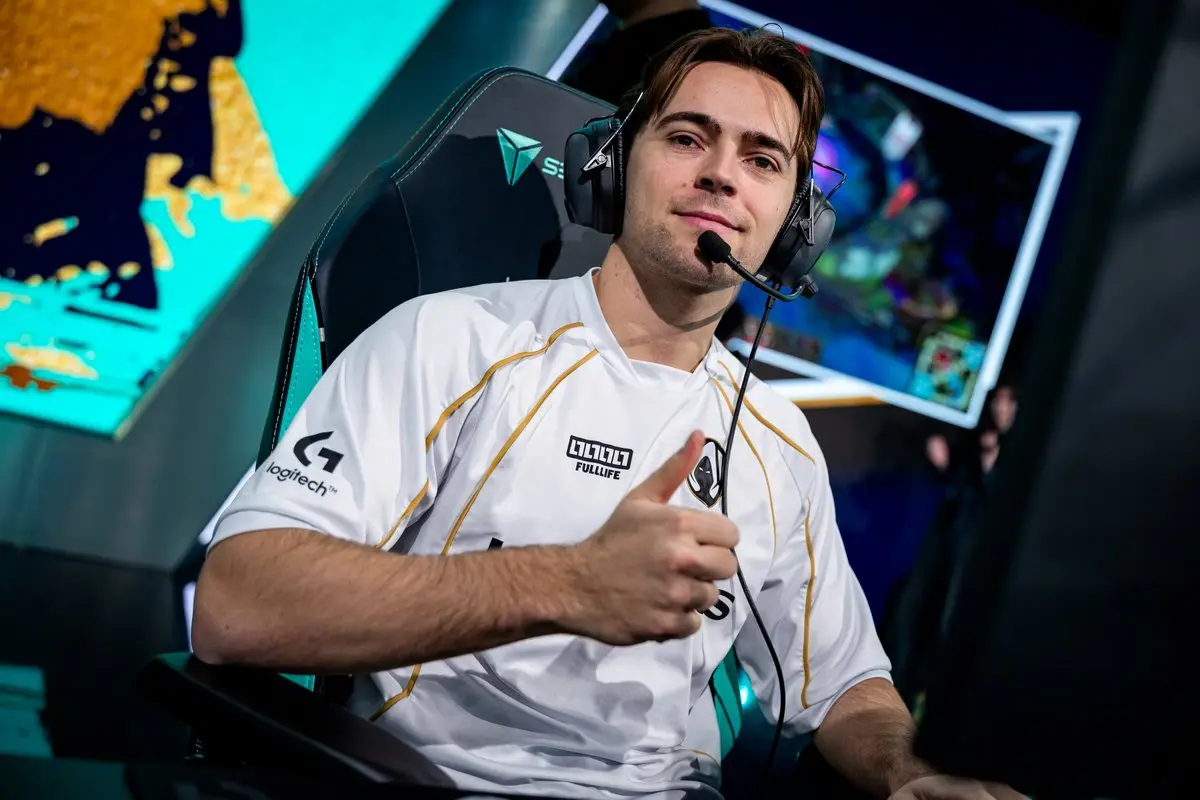 Stend - Support ZYB Esport